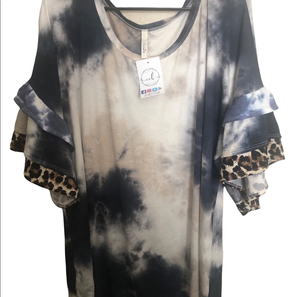 3X nwt Celeste tie dye bell sleeve top